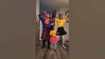 😸 Do the Hokey Pokey Dance 😸