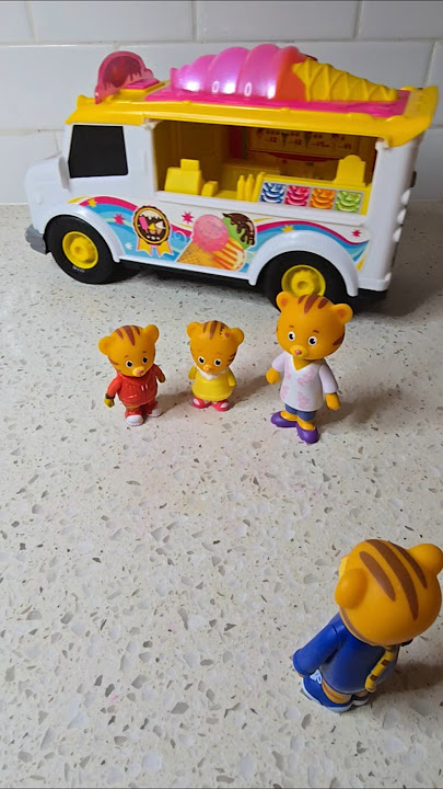 ice cream truck 🚚 🍦Took Daniel Tiger's Neighborhood 😭😭😱