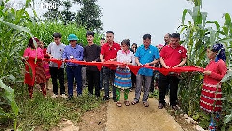 Khánh Thành Nhà và Đường lớn nhất Hoang Mạc Đá gặp Trưởng Thôn Hài Lòng lắm. Nguyễn Tất Thắng