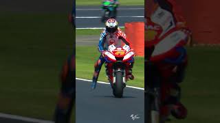 Let the #stoppie competition begin! 🎉 #BritishGP
