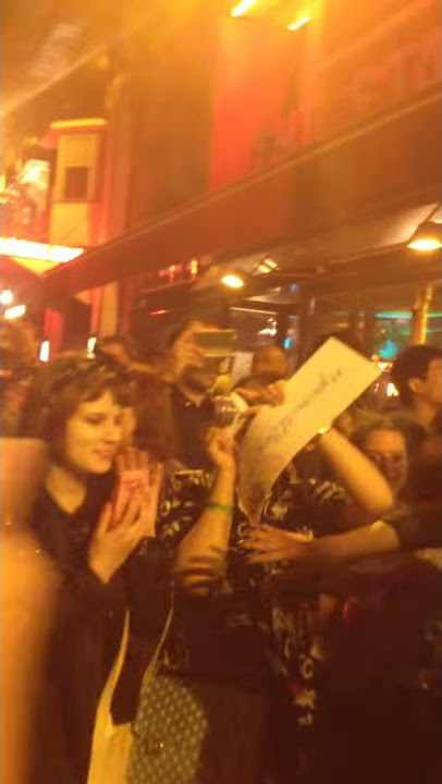 Boyfriend - Be Witch Tour Paris [Leaving the venue]