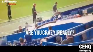 Klopp telling his bench to Never Celebrate Red card ( Chelsea vs Liverpool 0 - 2 ) screenshot 2