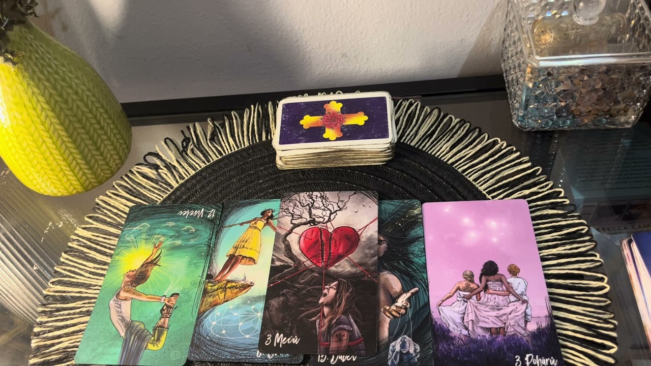 Výklad karet - kdo te drží ve svém srdci ?💋