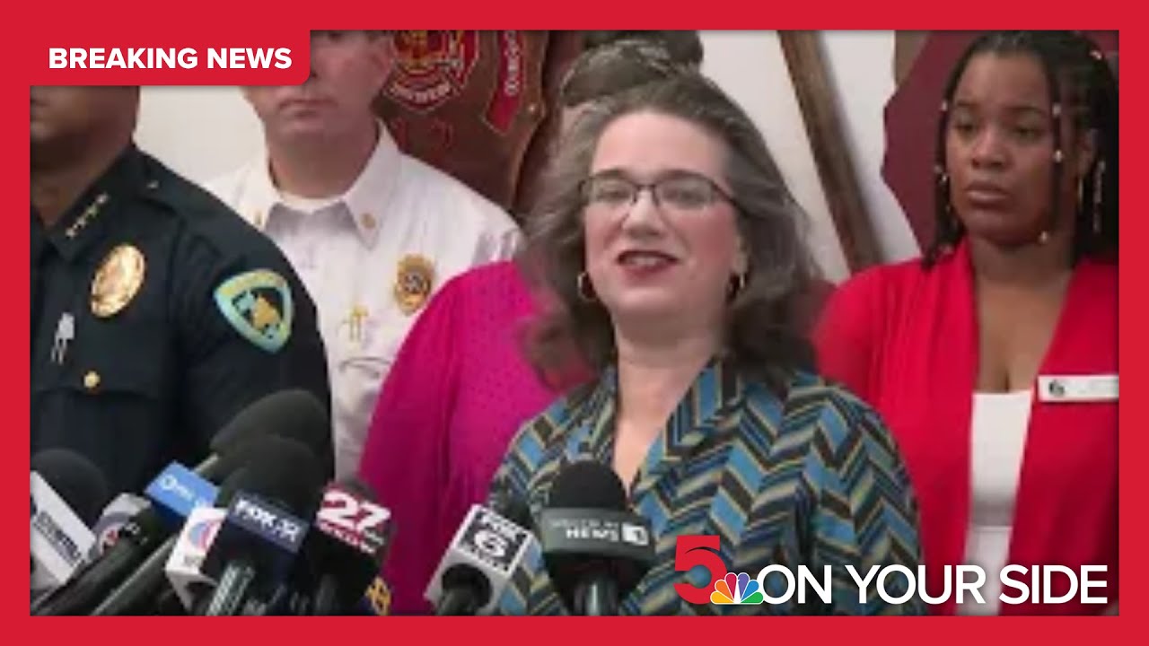 Wisconsin school shooting: Police provide afternoon update - YouTube