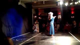 Elisa dances Modern Egyptian bellydance to Wahashtiny