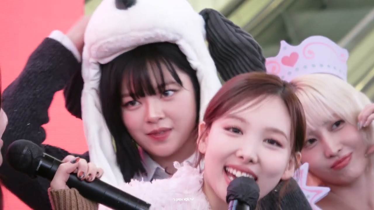 241215 트와이스 STRATEGY 스타필드 하남 공개 팬사인회 정연직캠