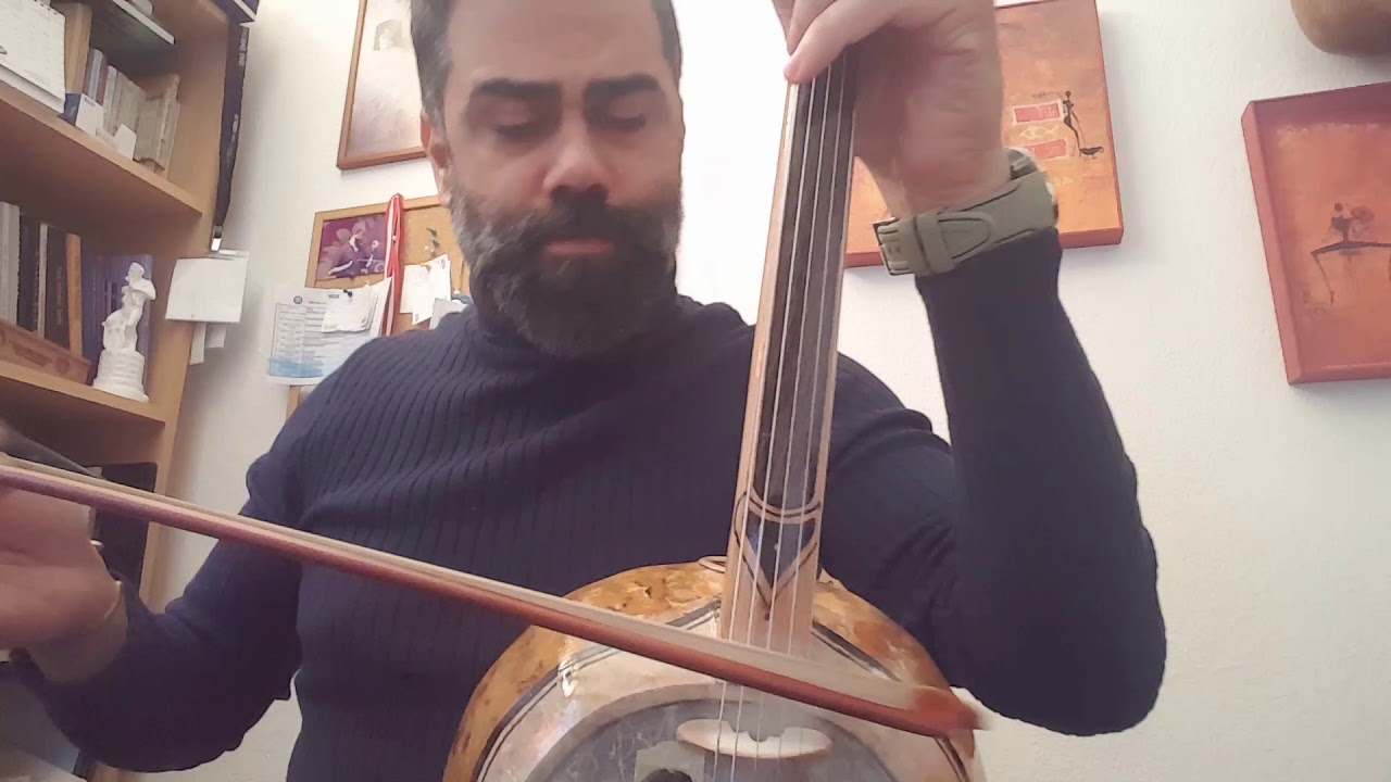 Özgür Çelik & Kiremitte Buzmusun