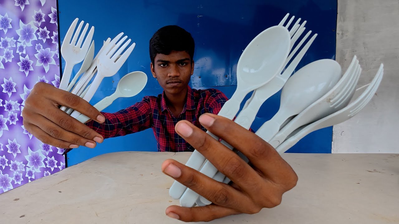 ASMR/  RELAX WEIRD PLASTIC SPOONS SOUNDS,