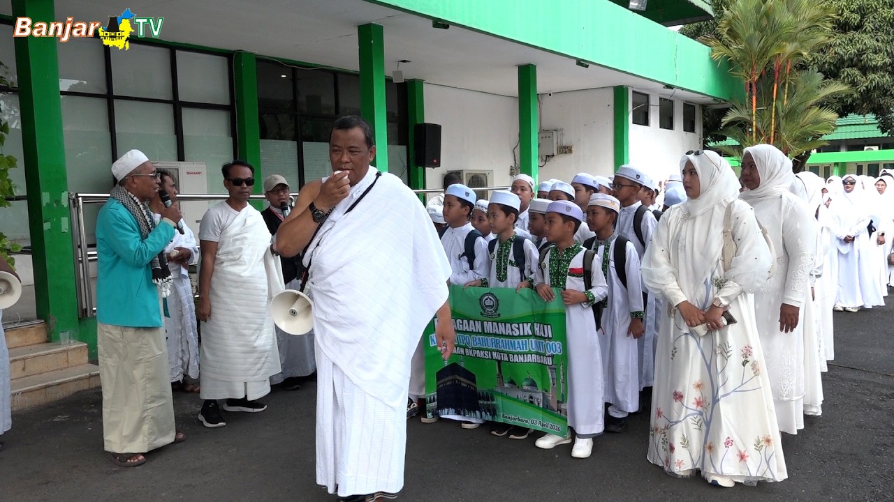 RATUSAN SANTRI TPQ SE BANJARBARU IKUTI PERAGAAN MANASIK HAJI