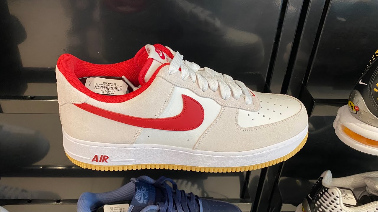 メ*8様 美品　Nike Air Force 1 ホワイト/レッド/イエロー Nike Air Force 1 Low (Summit White/ Varsity Red/ White/ Gum Yellow
