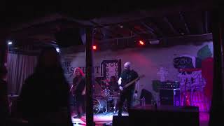 Bludy Gyres - To Live Is to Bleed