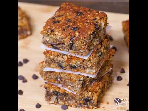 Peanut Butter Chocolate Chip Oatmeal Bars