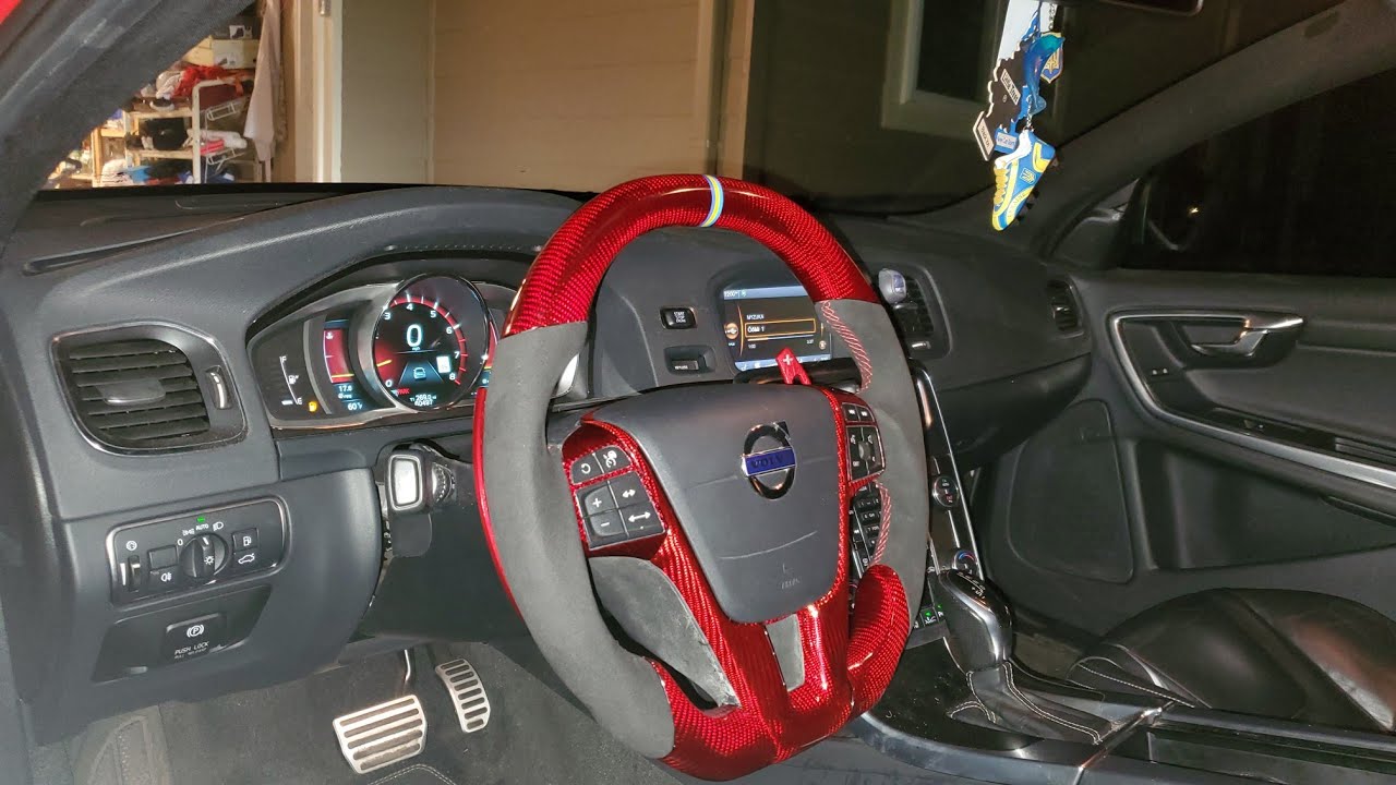 Carbon fiber steering wheel destroyed:(( Thanks USPS