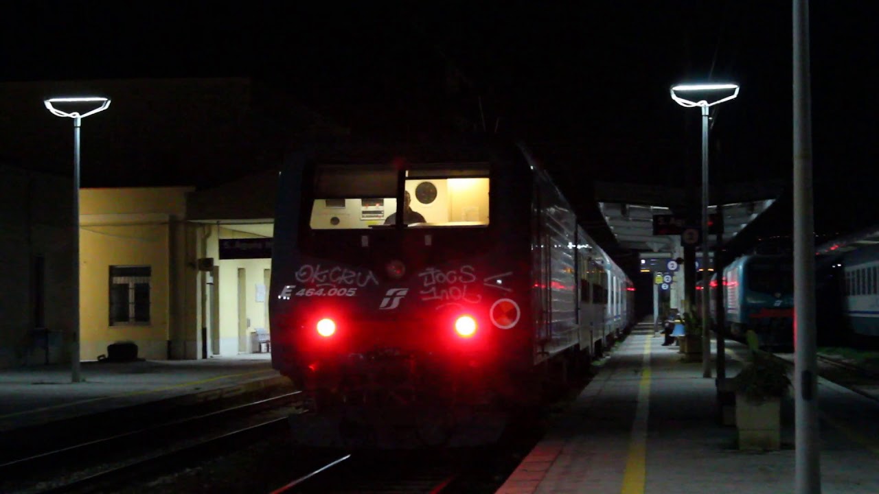 E464 005 Arrivo e MANOVRE, Regionali in arrivo....