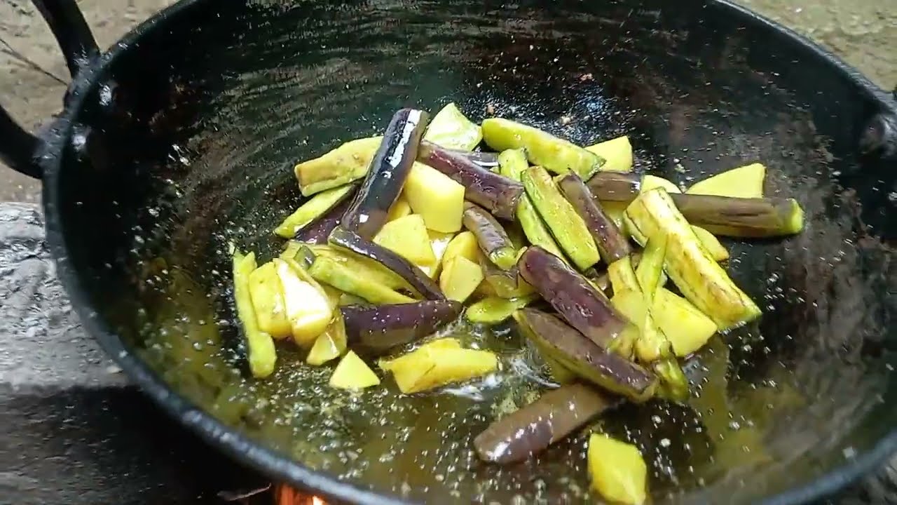Brinjal & Potato fried 