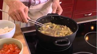 Jauheliha-Kasvispasta