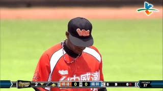 20140613-1 爆米花 威達vs國訓 2下 威達洋將慕西卡漂亮的美技守備... 但是傳偏了...