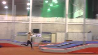 6 steps pole vault