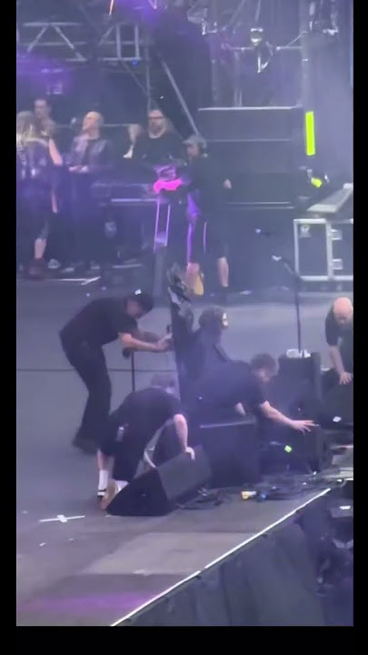 Ozzy Osbourne enters the stage for black sabbath concert Birmingham 2025 #ozzyosbourne #blacksabbatg