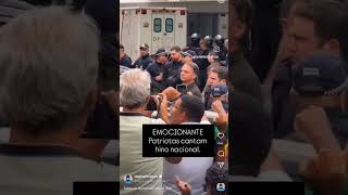 TODO MUNDO CANTANDO