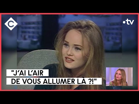 Vanessa Paradis à 18 ans face à une interview sexiste - C à Vous - 12/04/2023