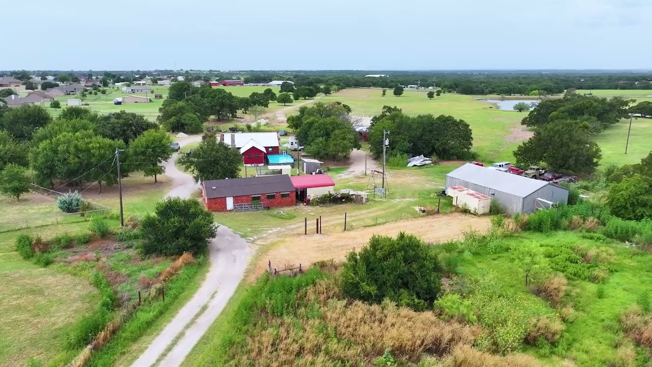 6827 Quanah Hill Rd, Weatherford