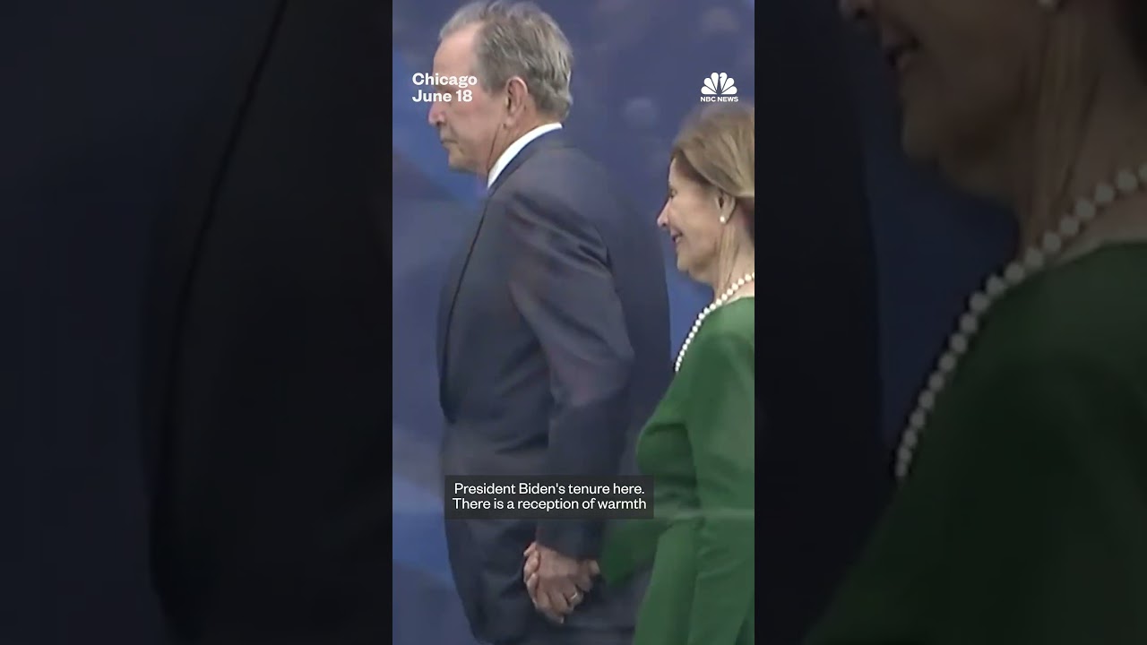 Former presidents arrive at the Obama Presidential Center opening ceremony Former presidents arrive at the Obama Presidential Center opening ceremony