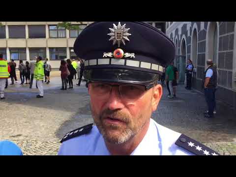 Alarm an Friedrich-List-Schule: Polizist Rudi Bauer fasst die Lage zusammen