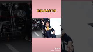 Johnny Huang Jing Yu - Oversize Love 2020.10.09