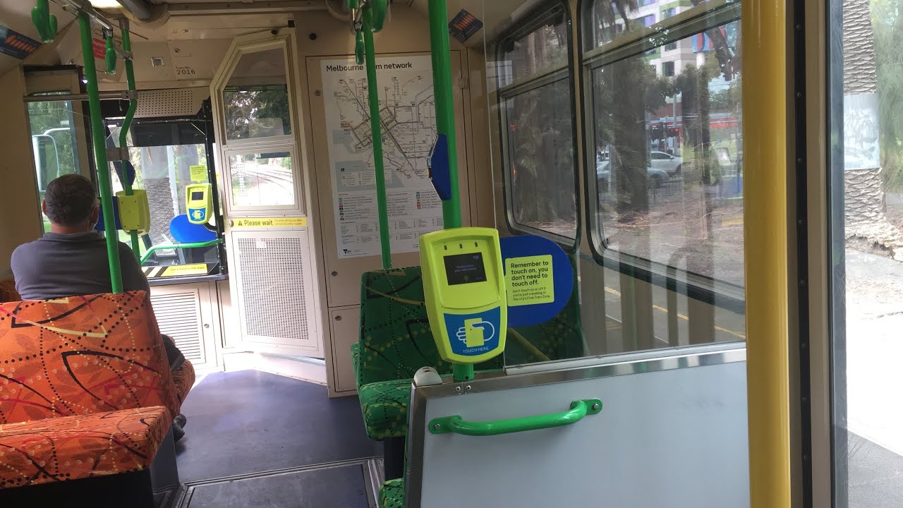 riding-a-b2-class-tram-2016-on-route-58-to-west-coburg-youtube