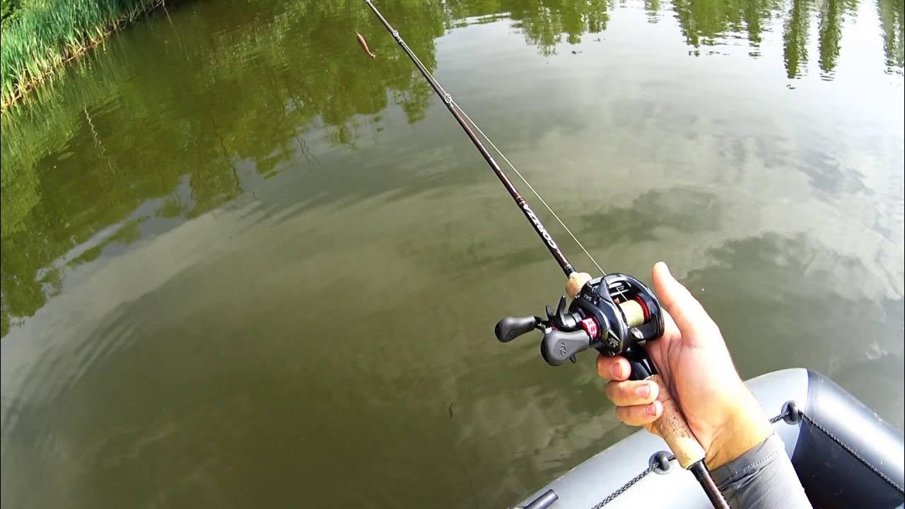 Фидер (рыбная ловля). Удочка для рыбалки. Техника заброса спиннинга с безынерционной катушкой для начинающих. Как ловить рыбу катушкой. Браконьерские рыболовные снасти.