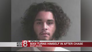 PD: Man apprehended following East Haven stolen car chase