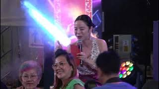 Angeline Teoh 张水蓉 直播歌后 at 金英堂 Kim Eang Tong 25 Dec 2024 at 9.04pm Location: Blk 223 Ang Mo Kio Ave 1