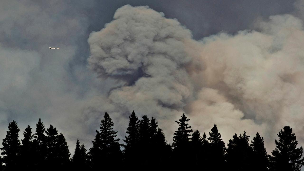 Wildfires in the Canadian Oil Sands Region Hurting Economy Wildfires in the Canadian Oil Sands Region Hurting Economy
