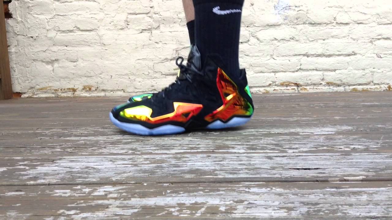 kings crown lebron 11