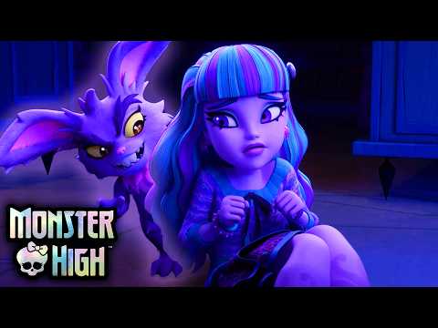 Twyla’nın kâbus yaratığı Monster High’a kaçıyor | Monster High Türkiye