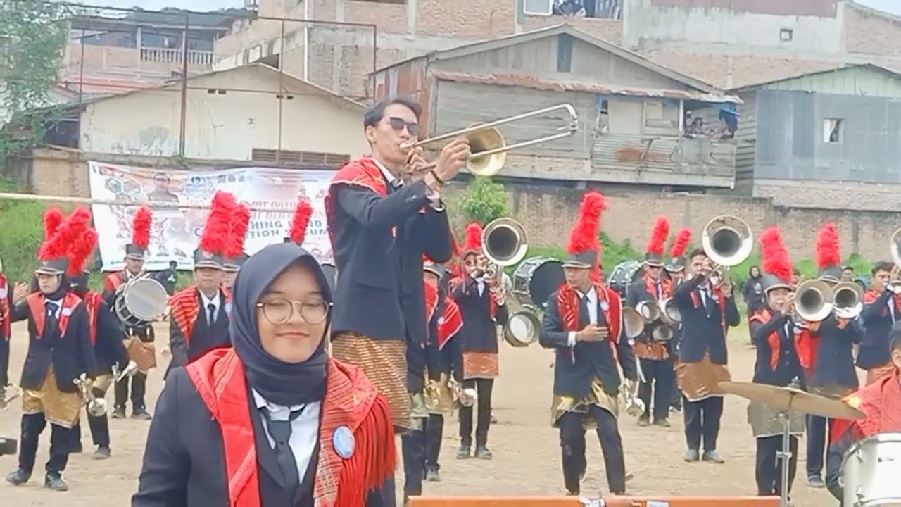 MB.GBM MAN 3 MEDAN JUARA UMUM LOMBA KONSER FESTIVAL BUNGA DAN BUAH DI BRASTAGI