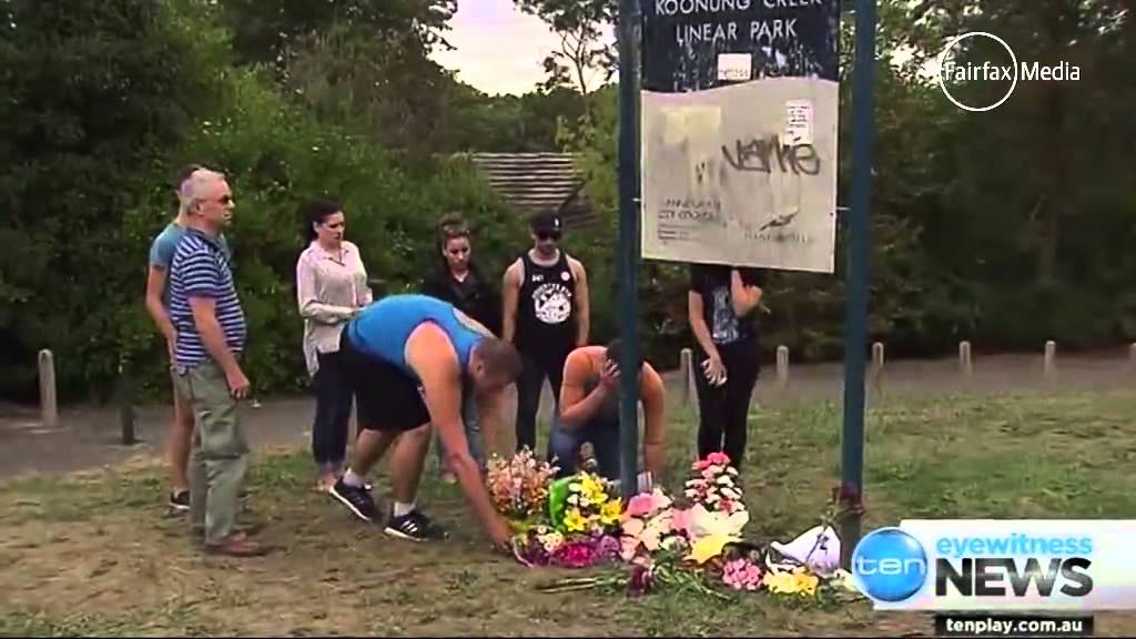 Police hunt for Doncaster teen's killer
    