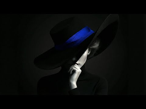 L'Écho de ta Voix | Melancholic French Song | A Song for Anyone Haunted by a Memory