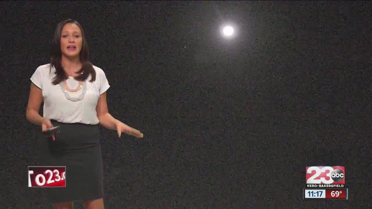 Mars is so close to the moon!