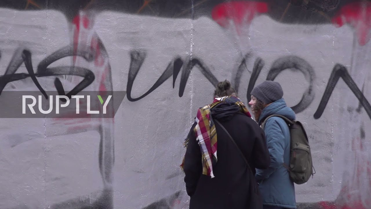 Germany: Football fans vandalise Berlin Wall ahead of matchday