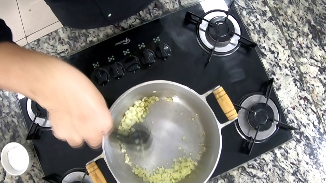 Técnicas de Cocção Refogar Escola de Gastronomia Adesso Gastronomia ...