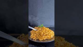 Συνταγή χορτοφαγικών νουντλς Hakka