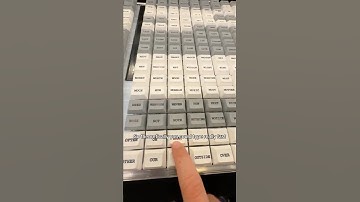 trying all the crazy keyboards at open sauce!