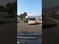 ノーウィンカーで急に車線変更するな！