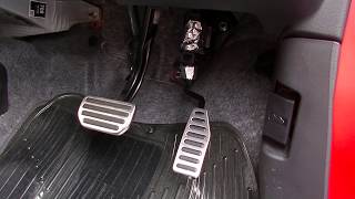 アルトワークス　12mmのレンチ1本でアクセルペダルマウント交換（作業動画）