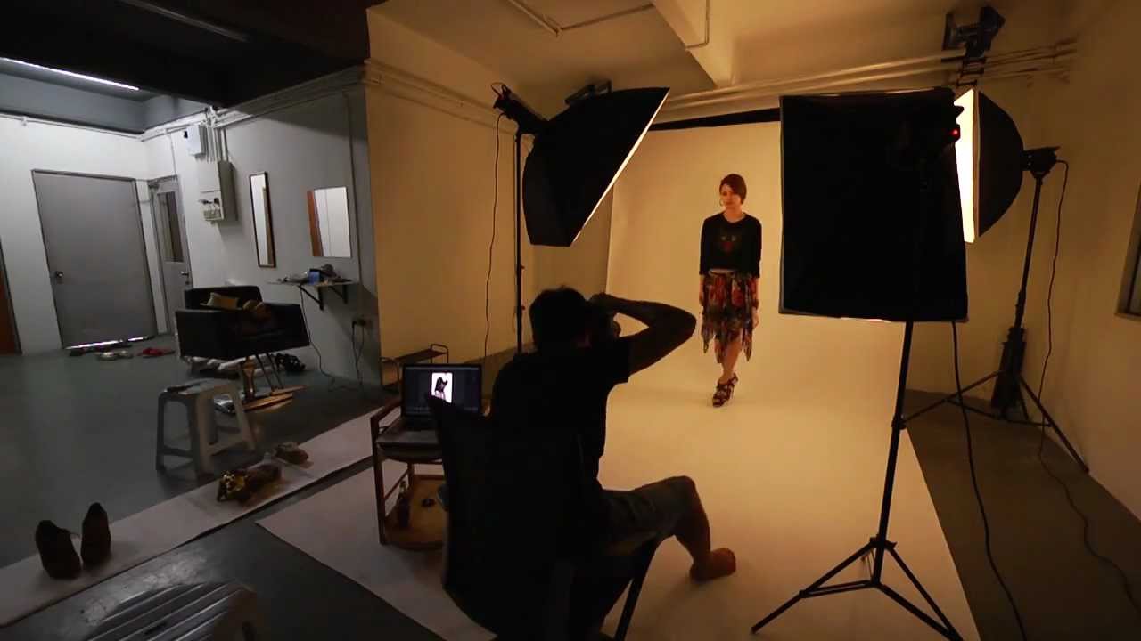 Vicnity's apparel behind the scene