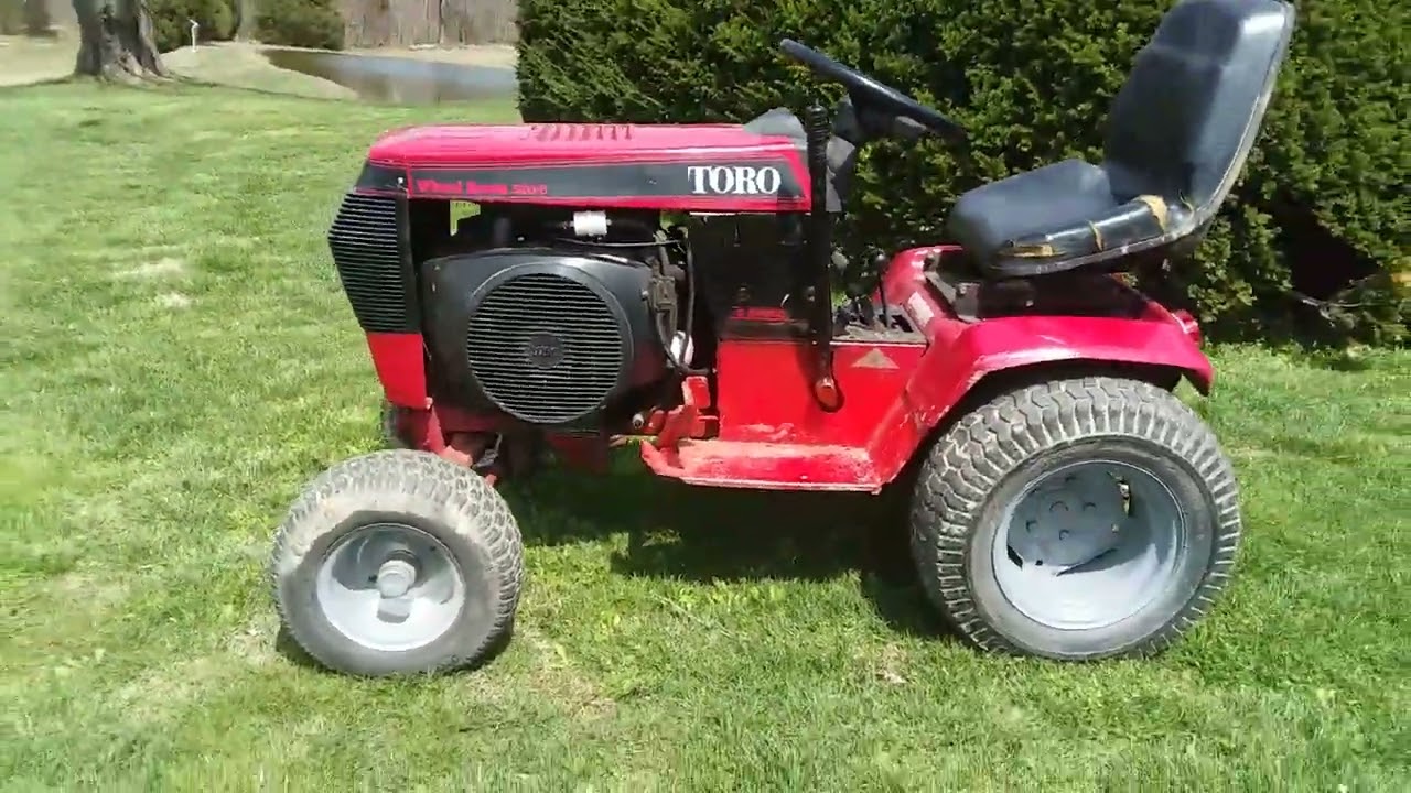 Wheel Horse 520-8 Start Up.