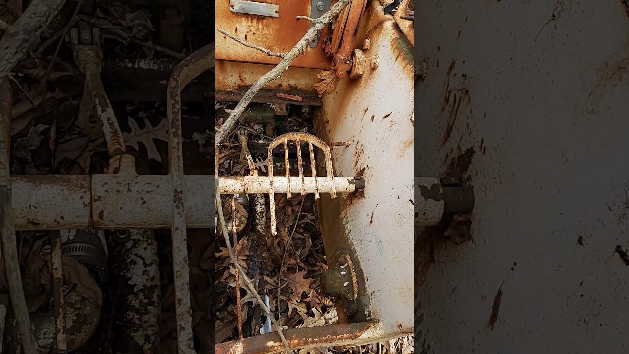 Bobcat 610 putting drive chain back on YouTube