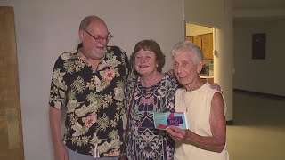 Friends pay it forward to volunteer for lifetime of service